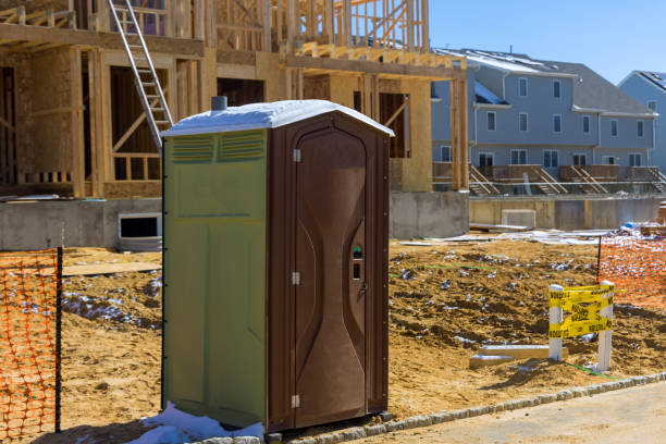 Portable Toilet Options We Offer in Englewood, FL