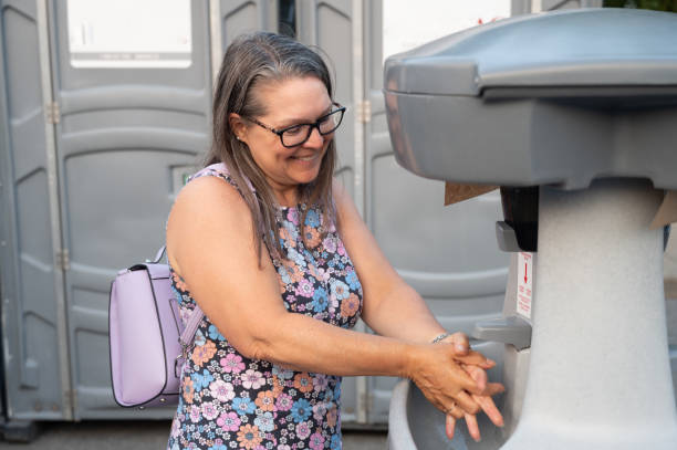 Best Long-term porta potty rental  in Englewood, FL